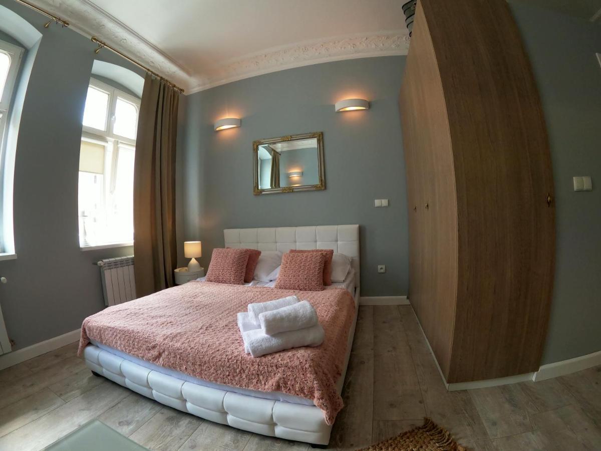 Apartamenty Apartlux Познань Экстерьер фото